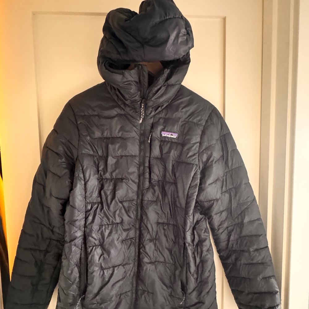 Women's Black Medium Patagonia Hi-Loft Down Hoody Puffer Full Zip Black Jacket! - Picture 2 of 6